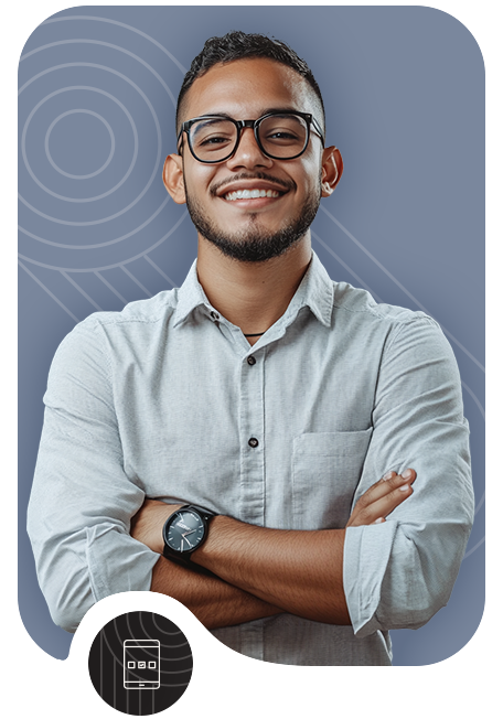 Persona sonriente representando oportunidades laborales